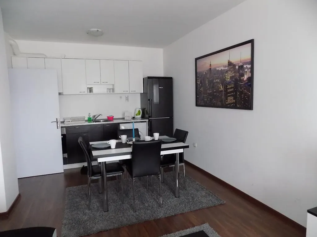 Infinity Residence Sofia 0*,