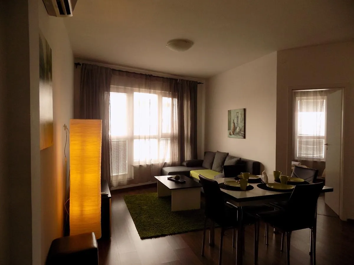 Infinity Residence Sofia 0*,